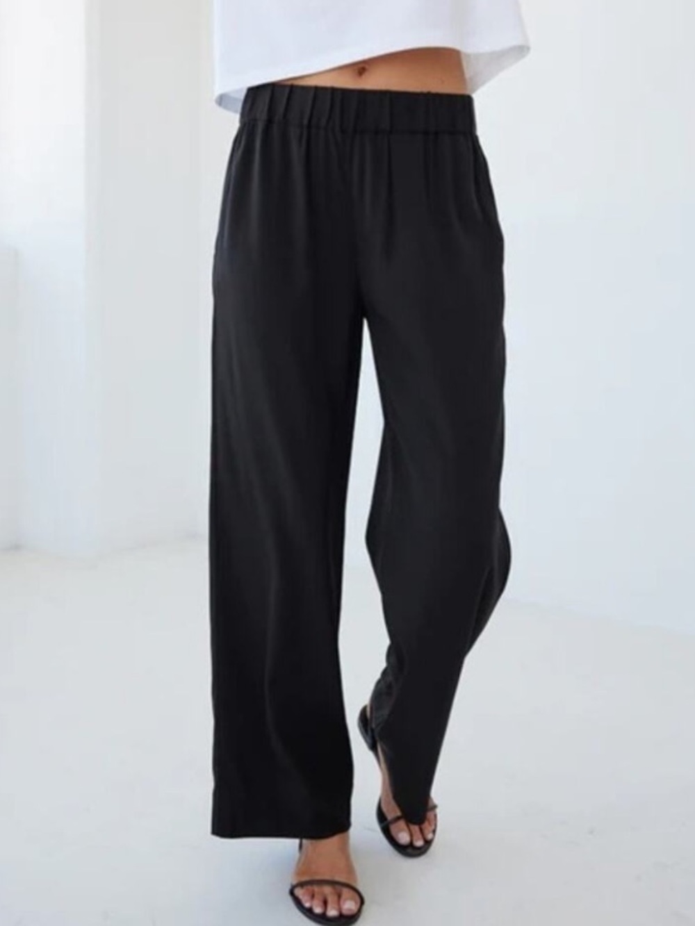 AYR Women’s The Voila Stretch Silk Elastic Waist Pants In Black